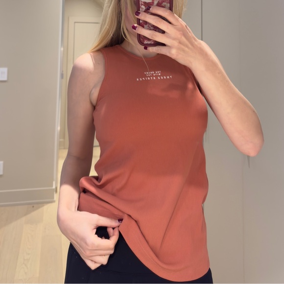 “Brand New Peach Adidas Gym Shirt with Unique Back Tights – Perfect for Gym - Picture 3 of 5